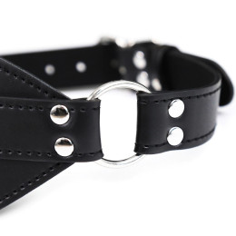 Черная БДСМ маска с ремешком и заклепками