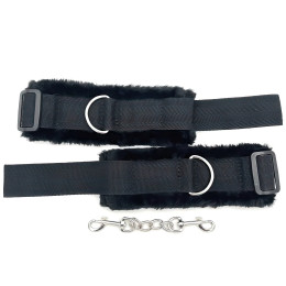Текстильные наручники с мехом черные