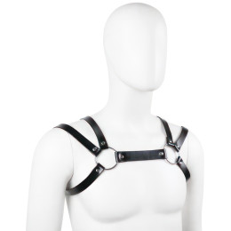 Мужская сбруя с металлическими заклепками