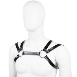 Мужская сбруя с металлическими заклепками