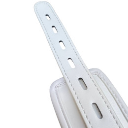 Мягкий белый ошейник с металлическим поводком