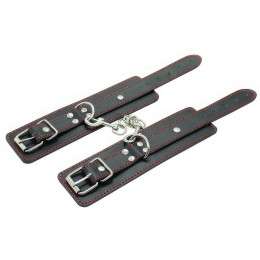 Черные наручники с красной окантовкой