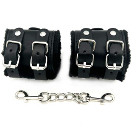 Широкие черные наручники с мехом