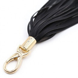 Черная плеть с карабином 35 см