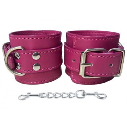 Малиновые наручники на цепочке