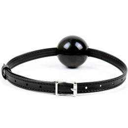 Черный кляп-шар из силикона на тоненьком ремне