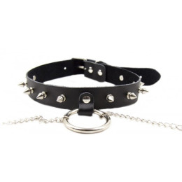 Ошейник с шипами и пэстисами на цепочках