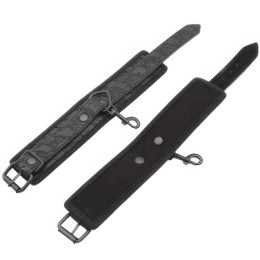 Черные БДСМ наручники с кружевным принтом