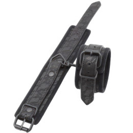 Черные БДСМ наручники с кружевным принтом