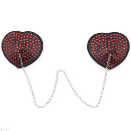 Черные пэстисы-сердечки с красными стразами и цепочкой