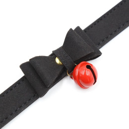 Ошейник черного цвета декорированный бантом и бубенчиком