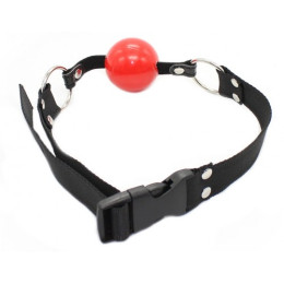 Силиконовый красный кляп на текстильном ремне