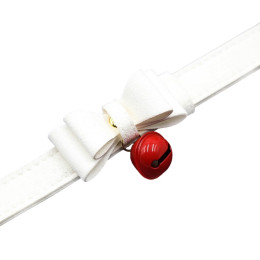 Ошейник белого цвета декорированный бантом и бубенчиком