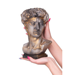 Подставка под сувенирную продукцию "Бюст Давида" 1